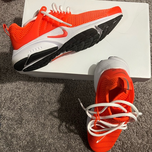 Nike Orange Mesh Sneakers with White Accents - Picture 2 of 4